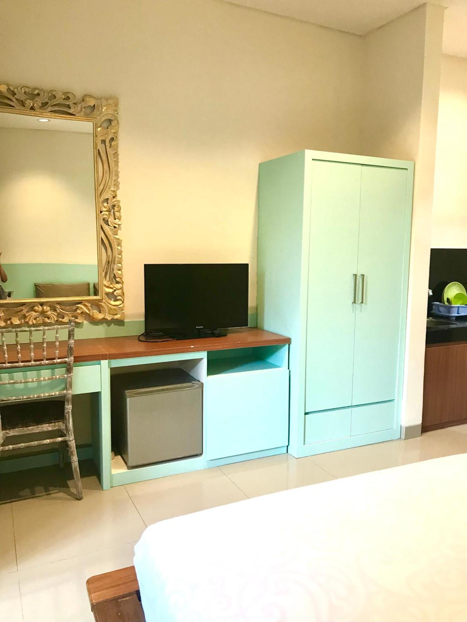 Ayu Love & Harmony Guest House Sanur  Exterior photo